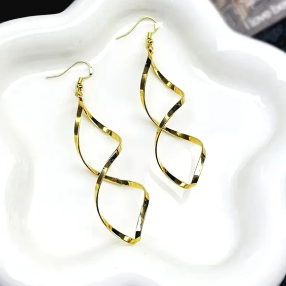 Spiral Drop Earrings. Gold Plated - Picture 4 of 5